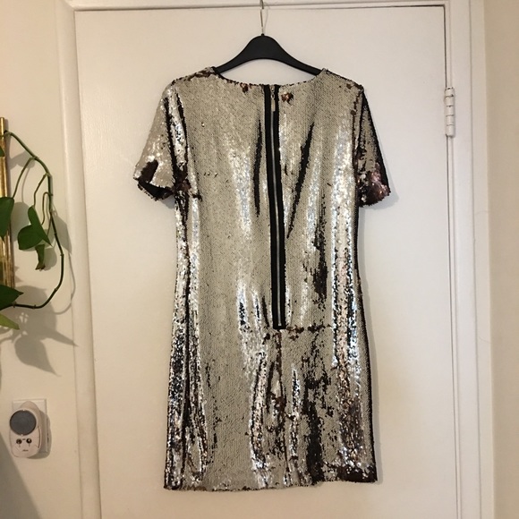 Perfect dress for Bachelorette, Holiday Party or NYE! - Picture 5 of 8